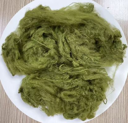 ভালো দাম Recycled Polyester Staple Fiber with 255-265°C Melting Point in Bright Army Green and High Wrinkle Resistance অনলাইন