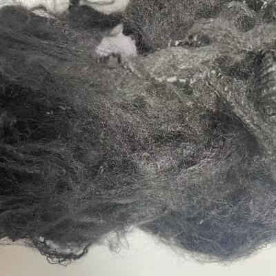 ভালো দাম কালো 3 ডি * 65 মিমি পলিপ্রোপিলিন স্ট্যাপল ফাইবার অ্যাসিড এবং ক্ষারীয় ক্ষয় প্রতিরোধের এবং জলরোধী পরিধান-প্রতিরোধী বৈশিষ্ট্য সহ অনলাইন