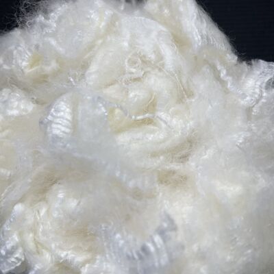 ভালো দাম শিল্প টেক্সটাইল অ্যাপ্লিকেশনের জন্য উচ্চ শক্তি সম্পন্ন ১.৫ডি×৩৮মিমি অ্যাক্রিলিক শিখা প্রতিরোধক ফাইবার অনলাইন